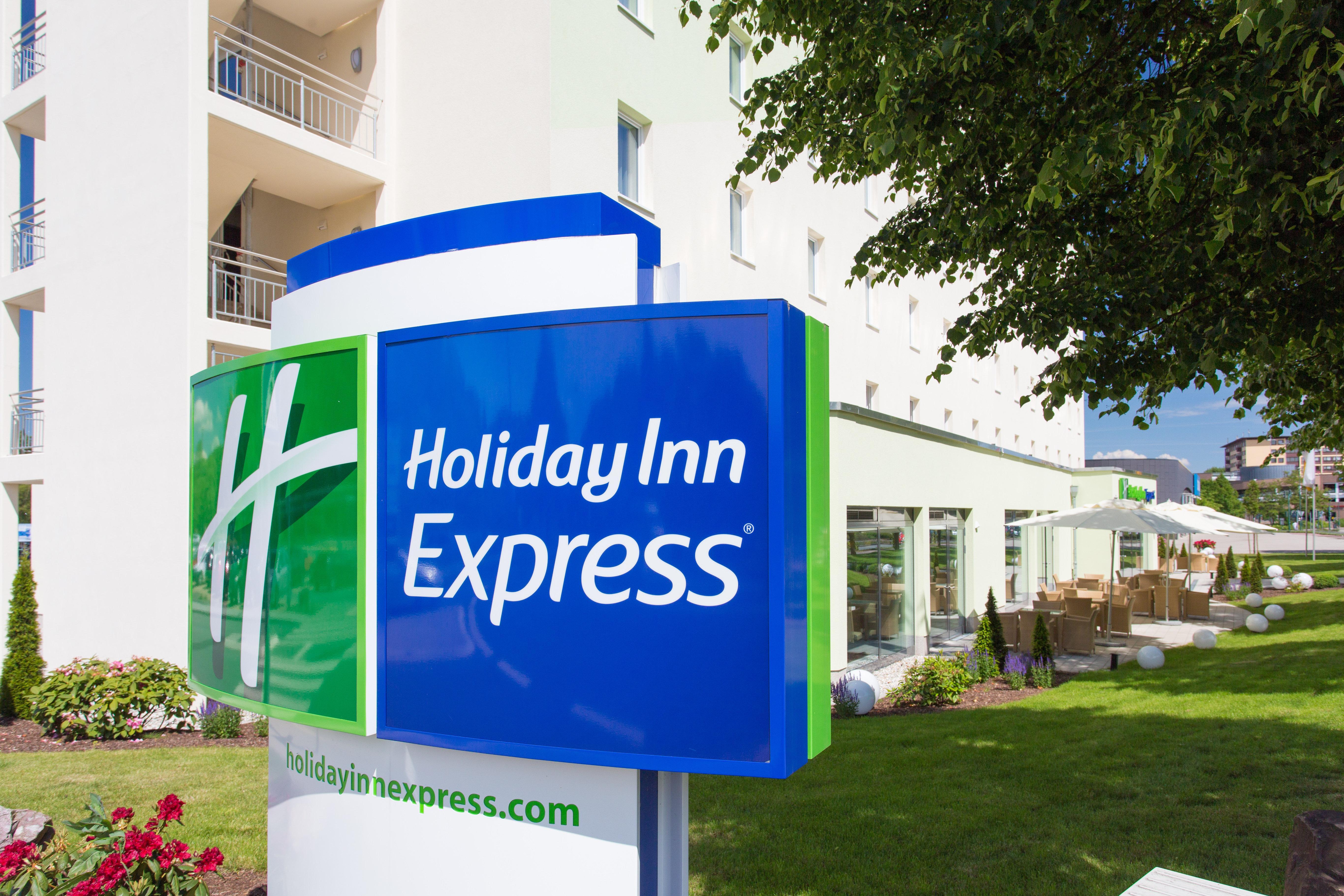 Holiday Inn Express Neunkirchen, An Ihg Hotel Neunkirchen  Exterior foto