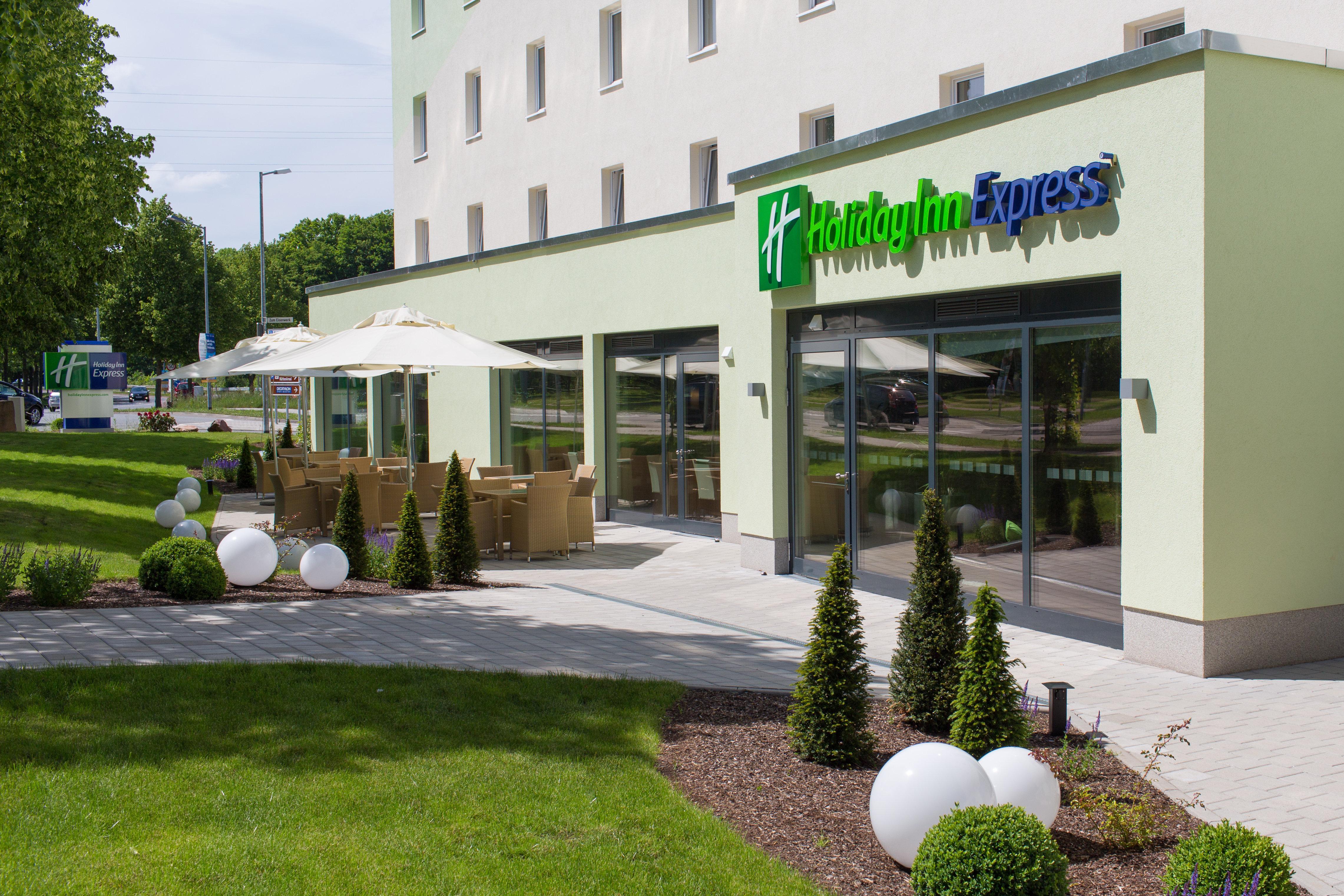 Holiday Inn Express Neunkirchen, An Ihg Hotel Neunkirchen  Exterior foto